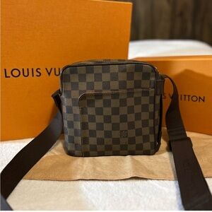 Louis Vuitton Crossbody Bag
